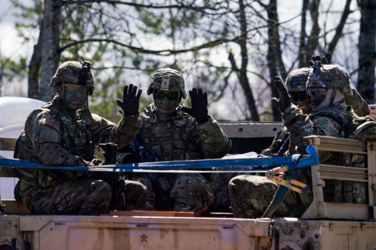 Военачальник НАТО признал неготовность ответить российской армии