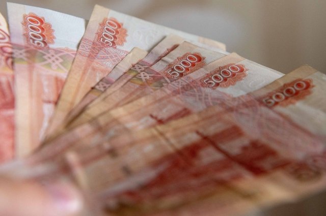 Оренбуржцы хранят на своих счетах больше 230 миллиардов рублей.
