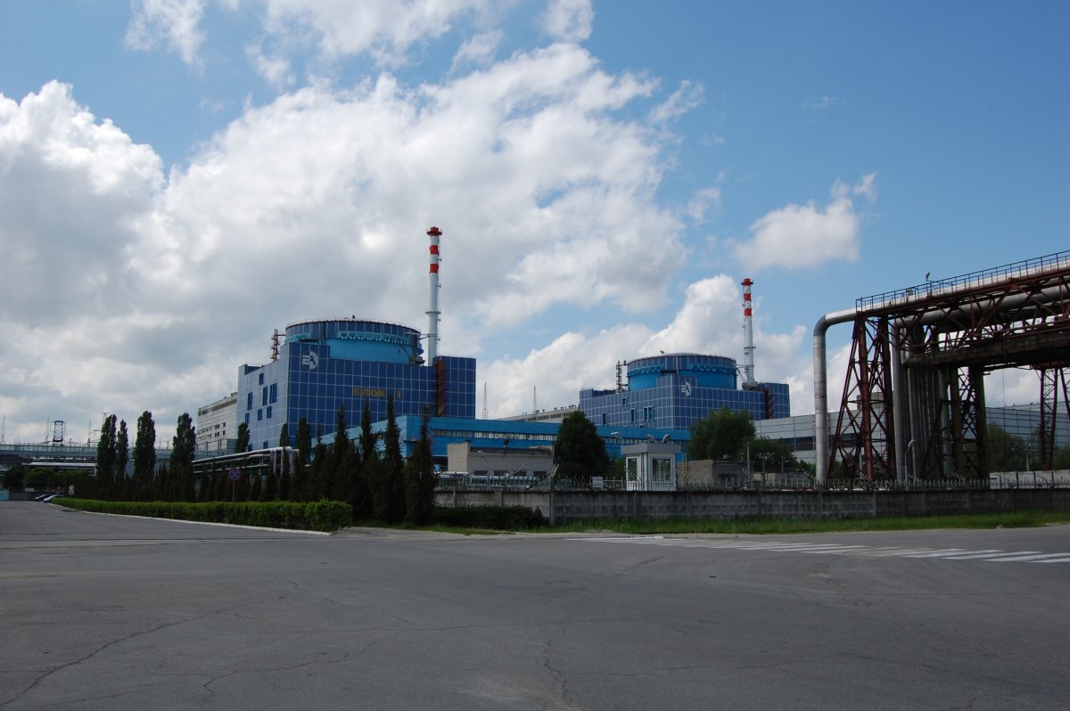 Все АЭС, большинство ТЭС и ГЭС Украины оказались временно обесточены