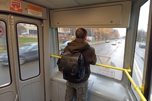 В Казани после ледяного дождя не все трамваи вышли на линию. 