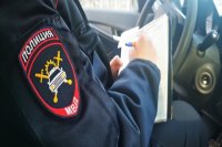 Водителю с грязным номером грозит штраф от 500 рублей или лишения прав на срок от 1 месяца.