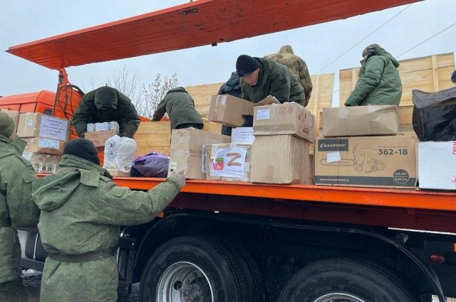 Теплый привет с малой родины: партийцы навещают земляков в военных частях.