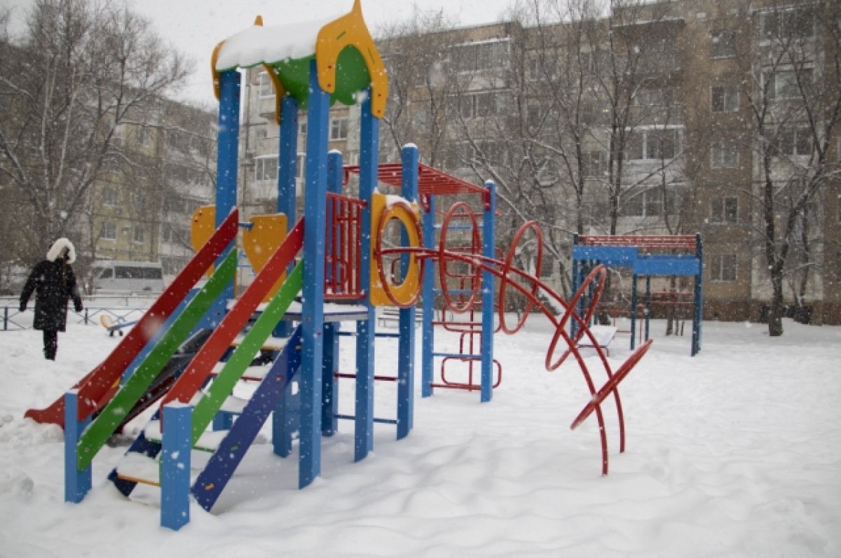В Хабаровске по проекту ТОС появилась новая детская площадка | ОБЩЕСТВО |  АиФ Хабаровск