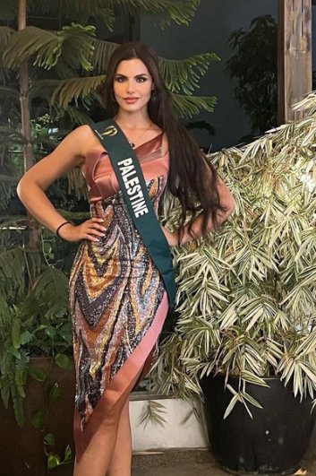 Надин Айюб из Палестины стала «Мисс Земля — Вода»