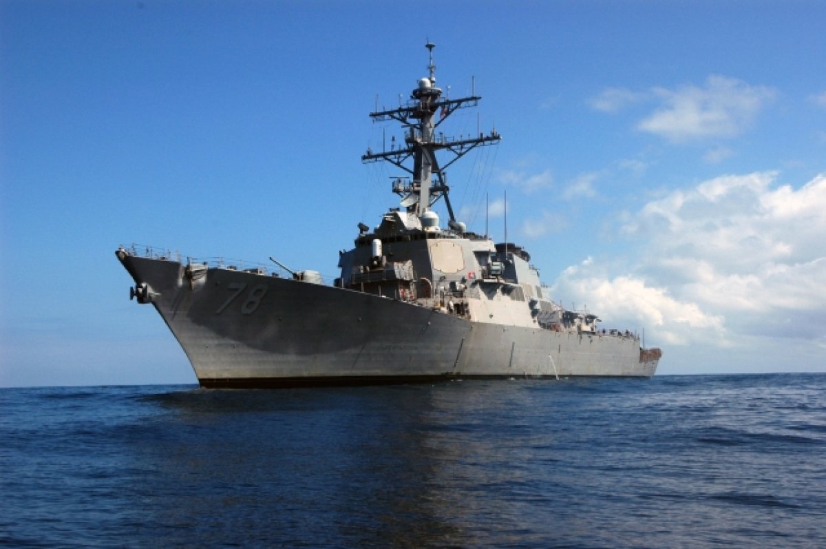 США перехватили рыболовецкое судно с боеприпасами в Оманском заливе