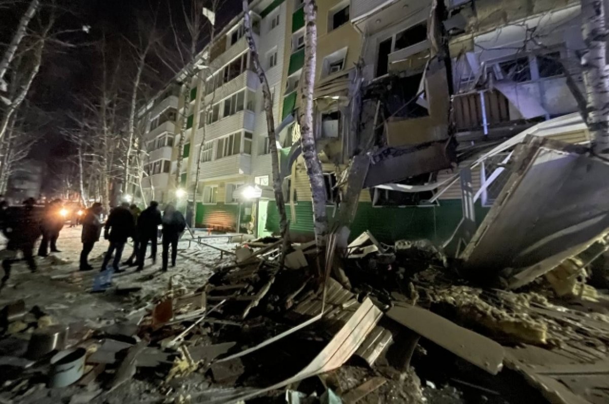 Число погибших при взрыве газа в Нижневартовске выросло до четырех человек