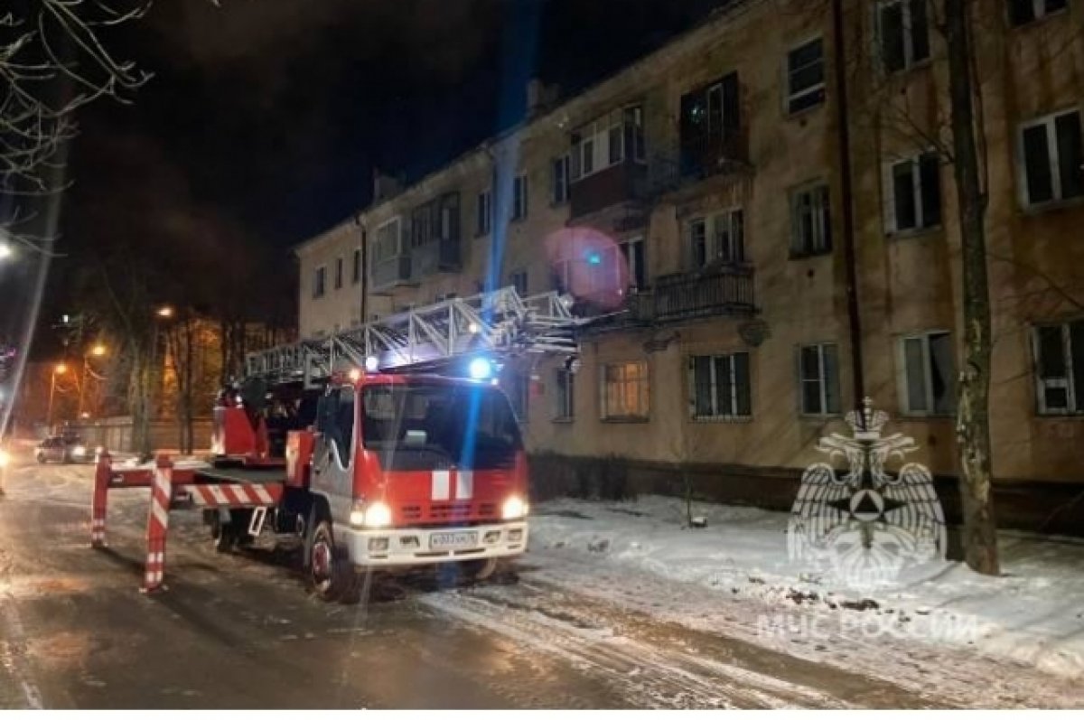 В Ярославле из-за взрыва газа в жилом доме обрушилась кровля