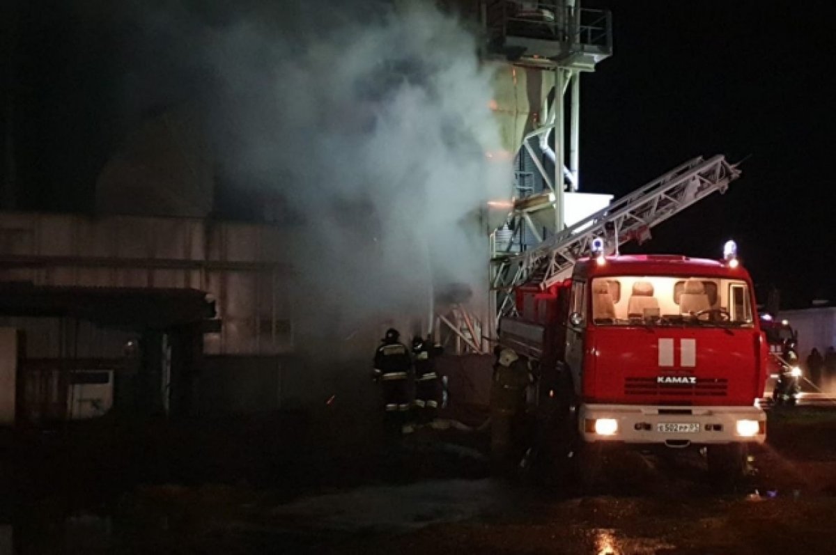 В Адыгее произошел пожар на маслозаводе «Мамруко», пострадавших нет