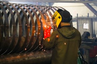 Производственным предприятиям обеспечили налоговые льготы.