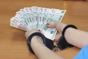 Общий размер взяток - 53 млн рублей.