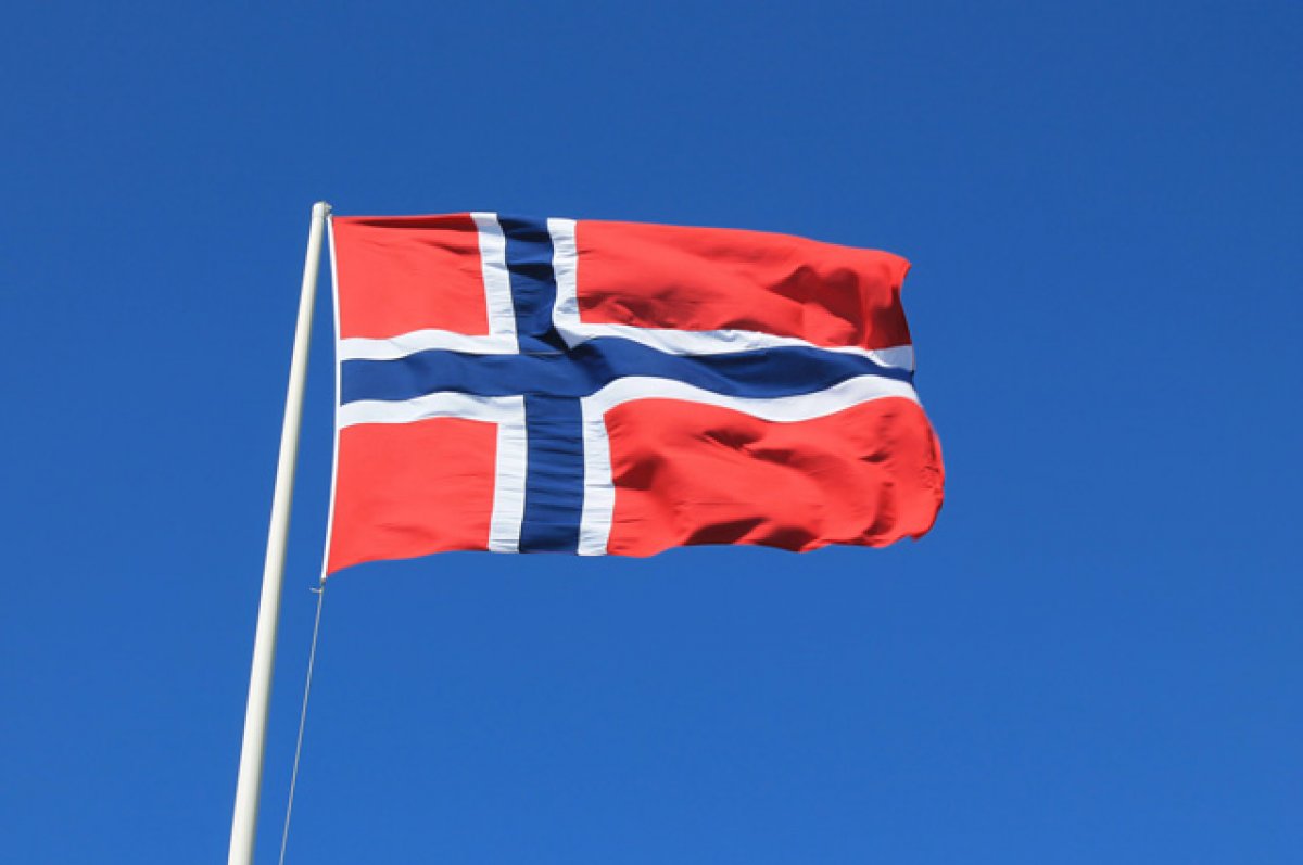 Норвегия ввела потолок цен на сырую нефть из РФ в размере $60 за баррель
