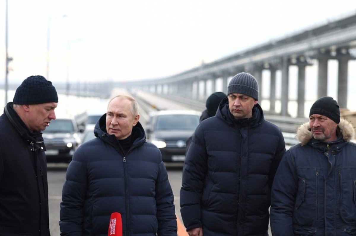 Путин объяснил, почему решил сам проехать по Крымскому мосту