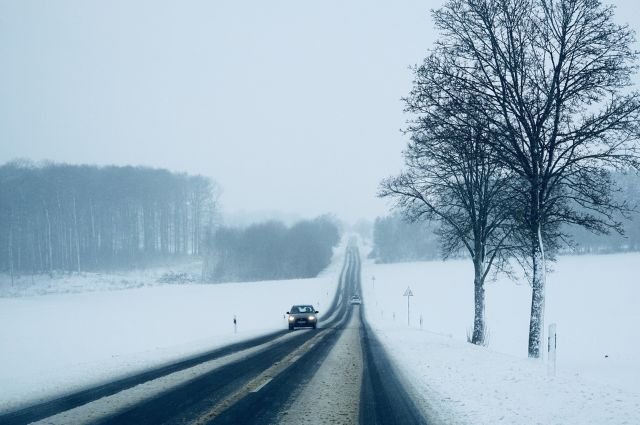 В Татарстане снегопады ухудшают дорожную обстановку. 