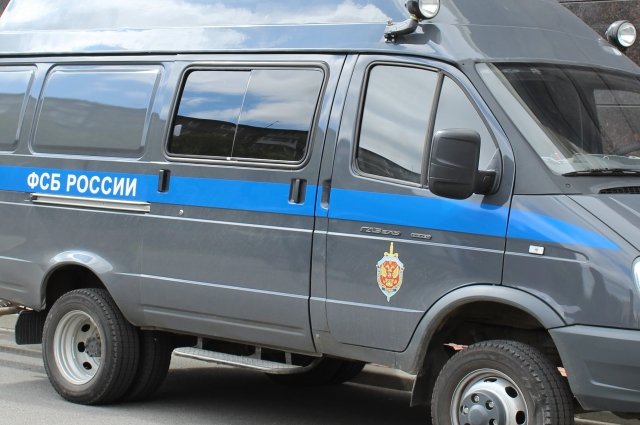 Мужчину подозревают в попытке вступить в ВСУ.