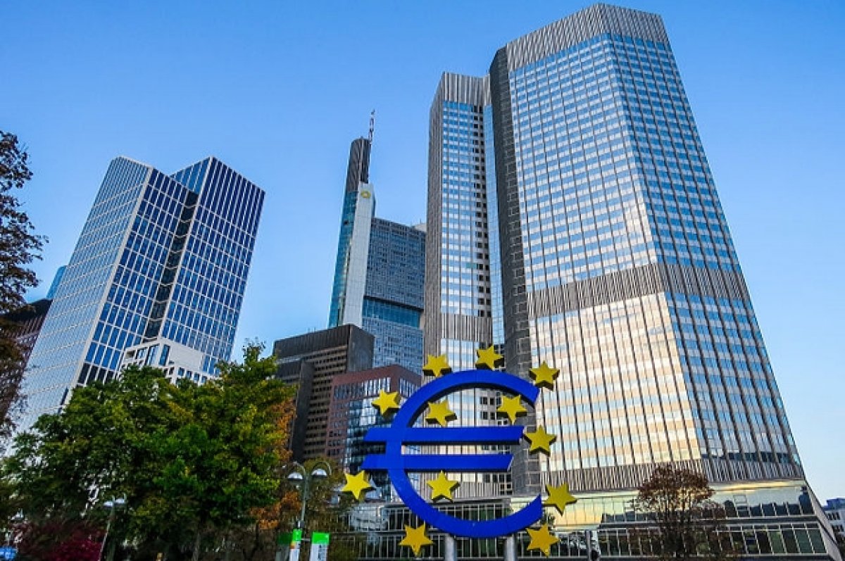Европейский центробанк повысил базовую процентную ставку на 50 пунктов
