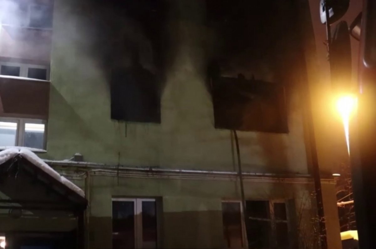 Пострадавших на пожаре в пятиэтажке в Минске госпитализировали в реанимацию