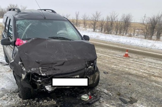 В Оренбуржье в аварии погибли ребёнок и водитель