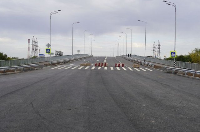 Свершилось! В Оренбурге открыли для движения мост по улице Конституции.