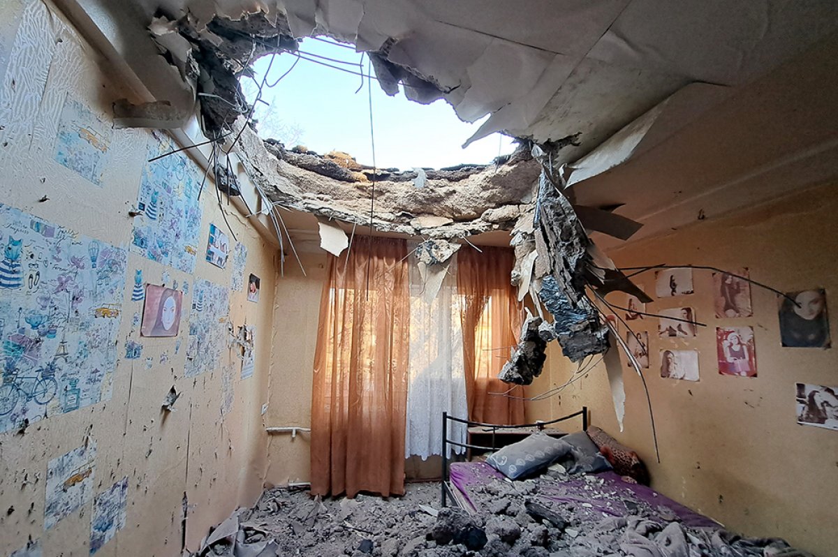 Жилые дома и церковь повреждены в Донецке после обстрела ВСУ