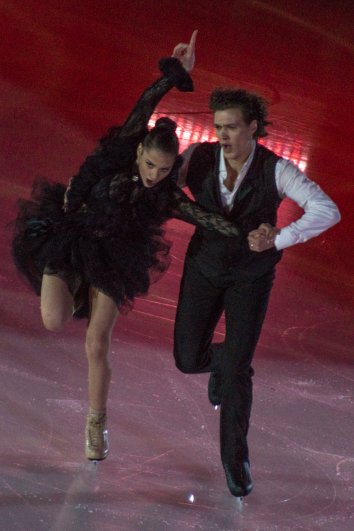 Серебряные призеры ЧР в танцах на льду - Елизавета Шанаева и Павел Дрозд.