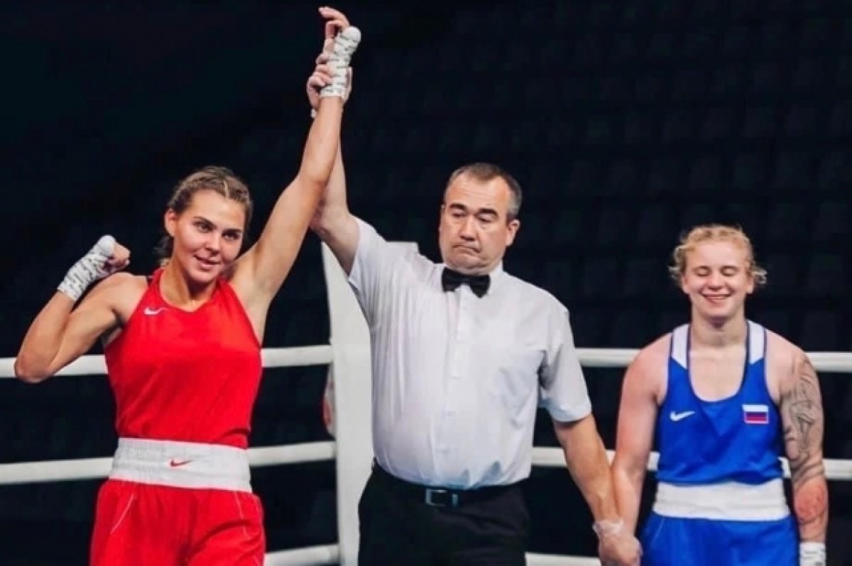 Елена Бабичева из Брянска выиграла серебро на боксерском турнире в Москве