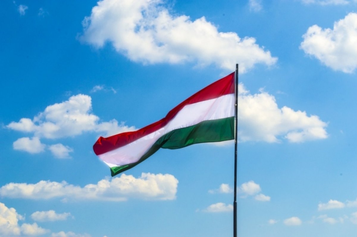 Венгрия намерена поставить перед ЕС вопрос о пересмотре санкций против РФ