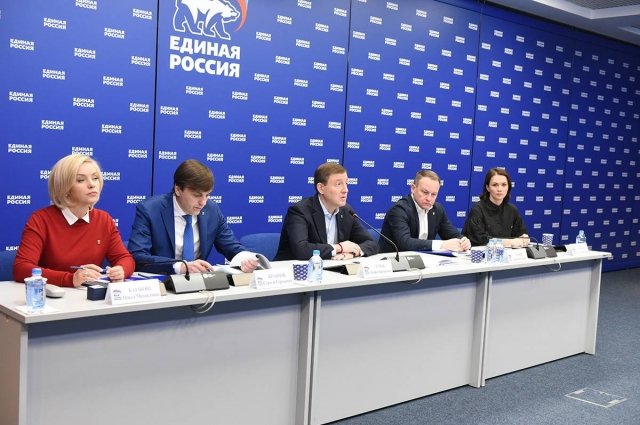«Единая Россия»: В 2023 году по программе капремонта сдадут более 1,5 тысяч школ.