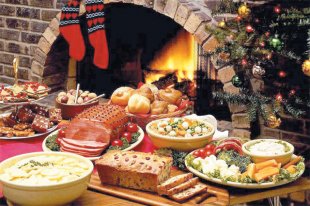 Карп, цвибак и чак-чак. Собираем новогодний стол из блюд национальной кухни
