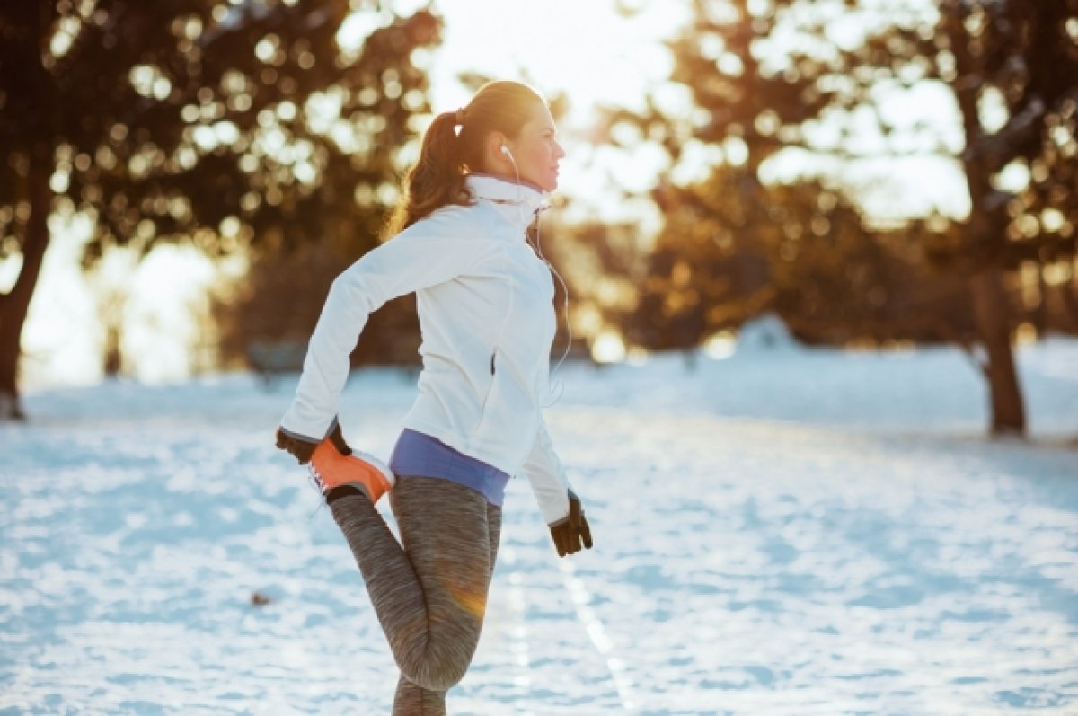 Свежая физкультура. Как заниматься спортом на улице зимой?