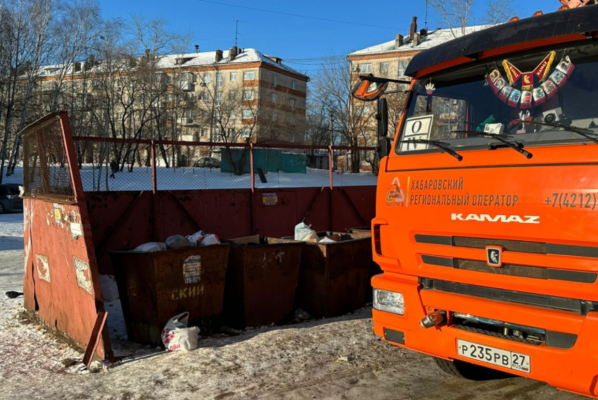 В Хабаровском крае проверили вывоз мусора в период новогодних праздников |  АиФ Хабаровск