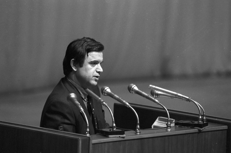 Первый председатель верховного совета. Хасбулатов. Хасбулатов 1993.