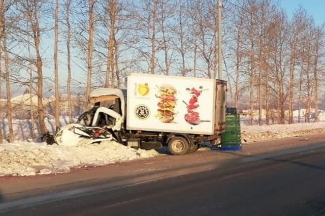Водитель «Хлебного» фургона получил серьёзные травмы 