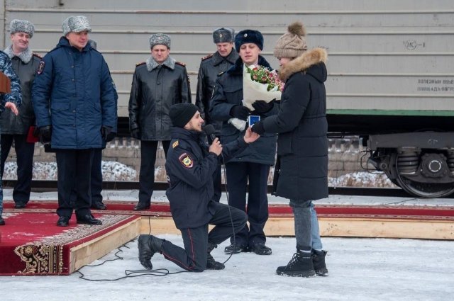 В Красноярск вернулся сводный отряд полиции после полугодовой командировки в Херсонскую область.