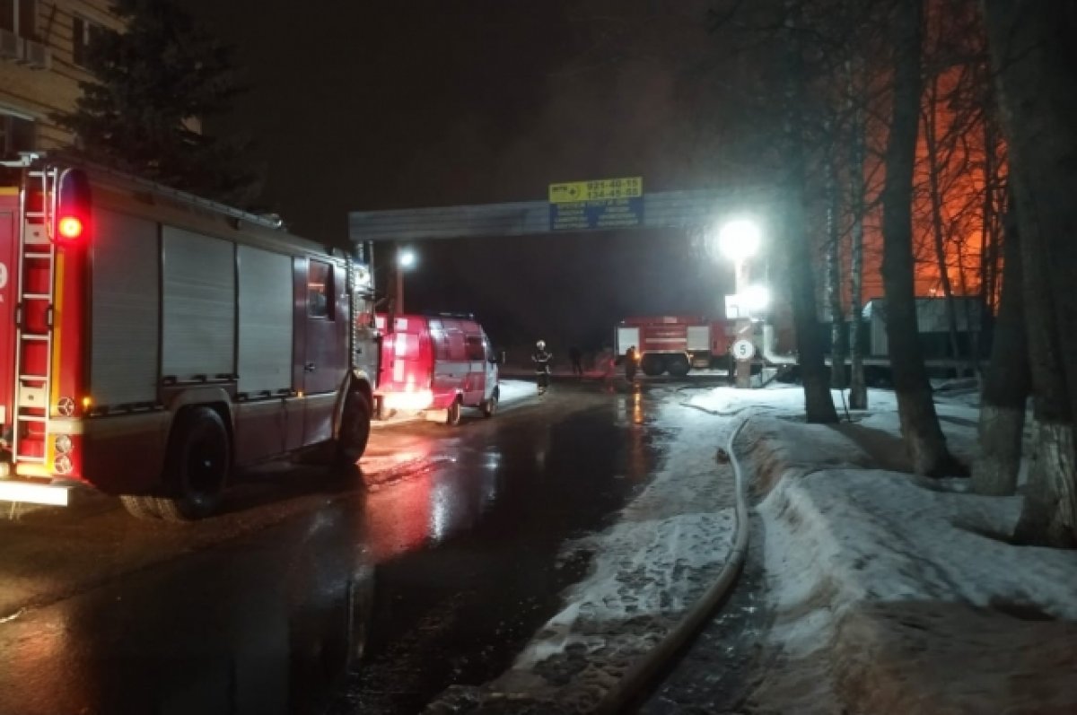 Три человека погибли при пожаре в Вологодской области