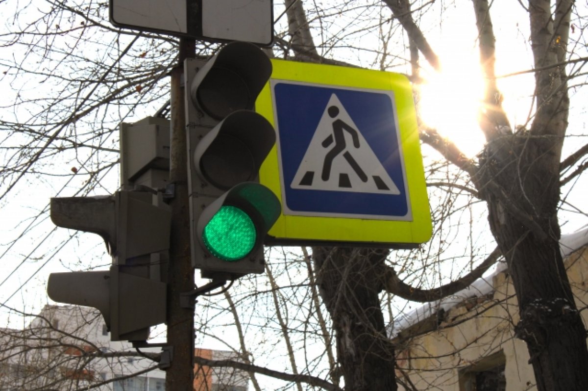 10 января в Барнауле отключат светофор в центре города