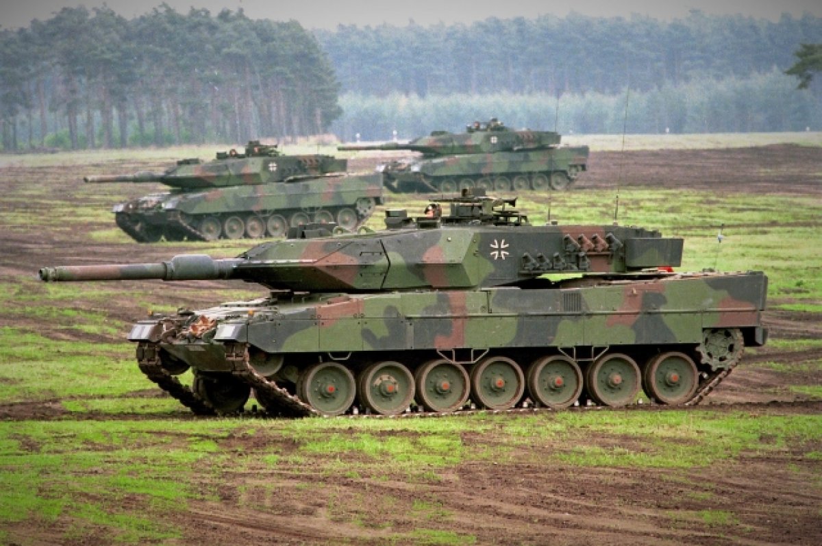 Польша пообещала передать Украине танки Leopard