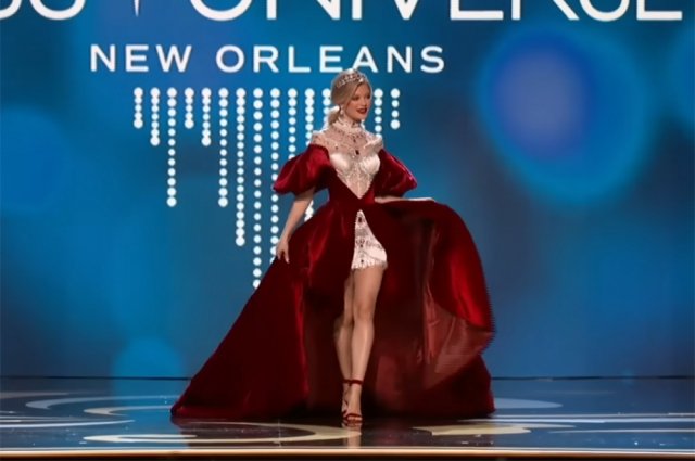 Национальные костюмы на конкурсе Мисс Вселенная