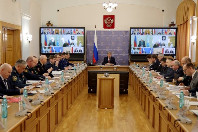 Заместитель генерального прокурора Дмитрий Демешин заявил о серьезных угрозах национальной безопасности в миграционной сфере Сибири.