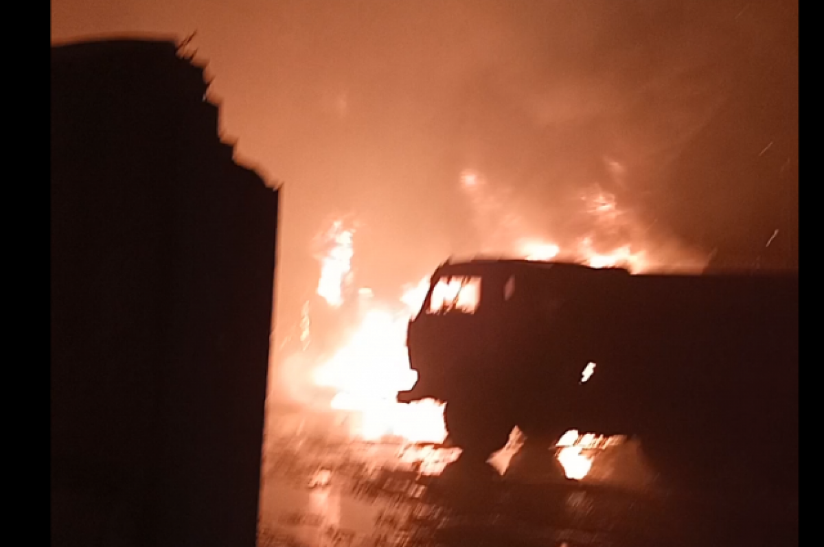 Пожар в сормовском районе сегодня. Пожар в Нижнем Новгороде сегодня. 20 Января пожар Нижний Новгород. Пожар в Нижнем Новгороде вчера общежитие вчера. Пожар Июльских дней 19 Нижний Новгород.