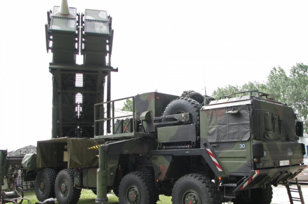 Нидерланды отправят Украине две пусковые установки ЗРК Patriot и ракеты