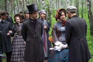 В основу сюжета многосерийной картины легли события 1860-х годов, когда Енисейская губерния стала мировым центром золотодобычи.