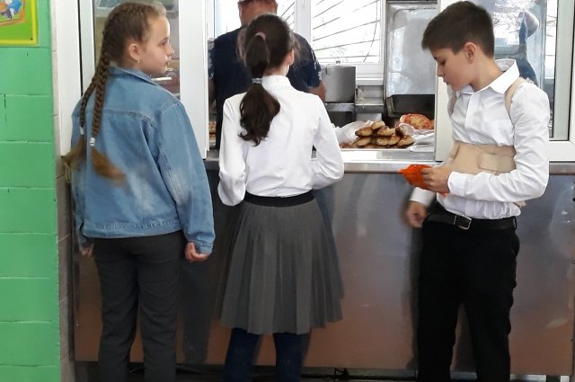 В управлении образования ответили на критику питания в школьных столовых