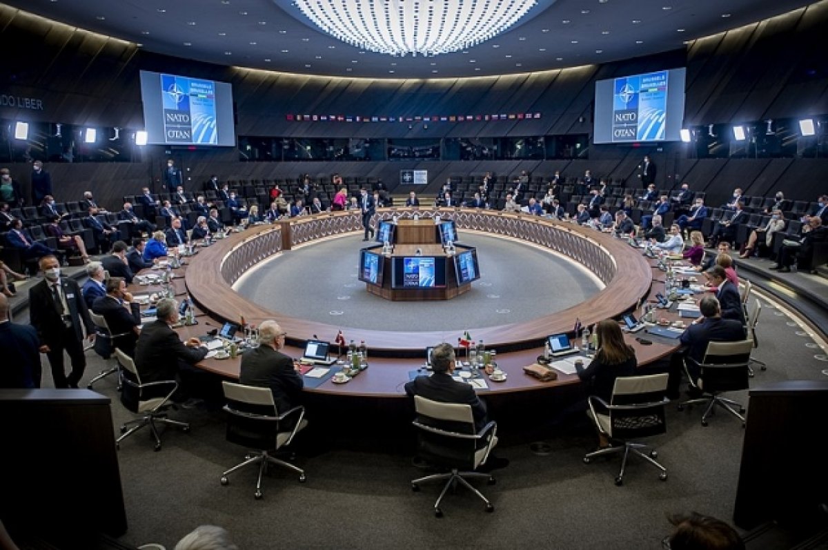 Заседание министров обороны стран НАТО пройдет в Брюсселе 14-15 февраля