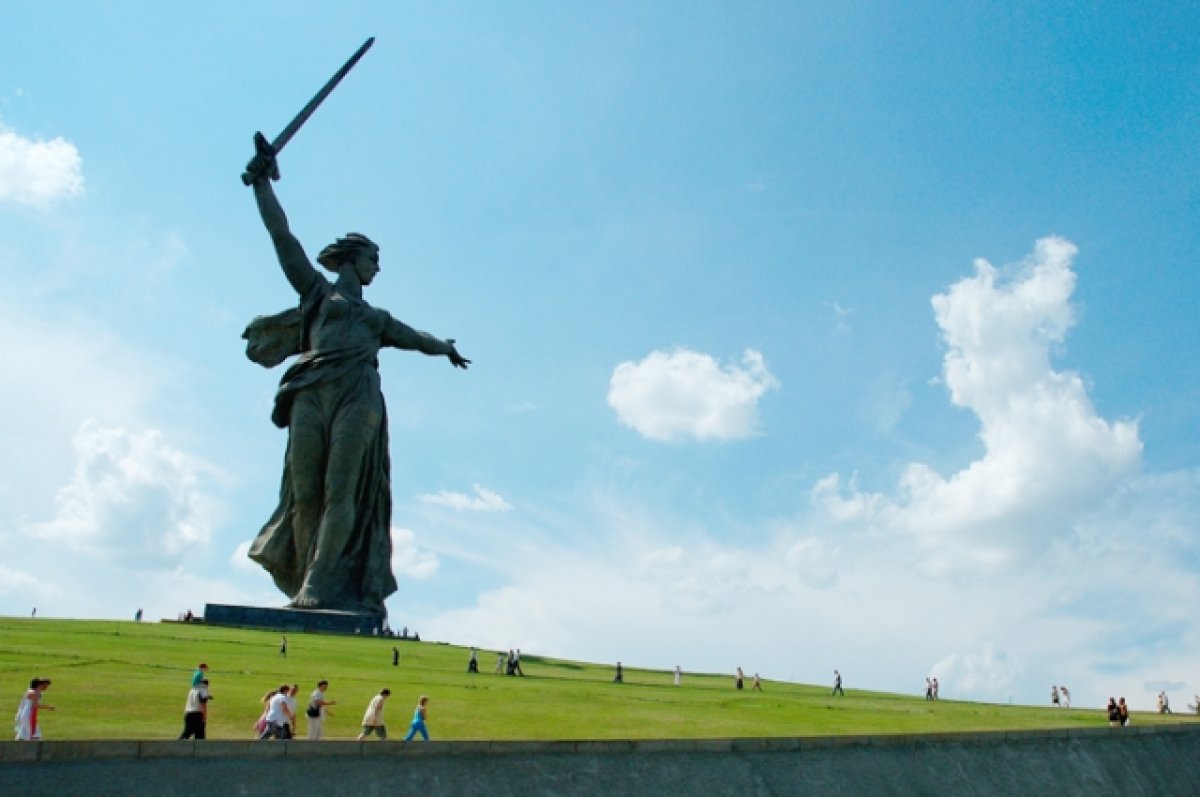Песков: в Кремле не обсуждают переименование Волгограда в Сталинград