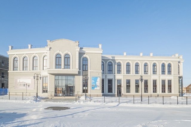 Второй корпус драматического театра в Минусинске.