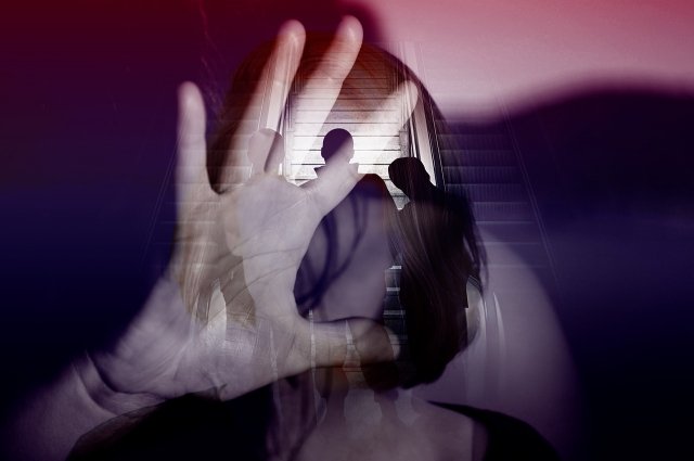В Оренбуржье группа сутенеров организовала бордель с несовершеннолетними.