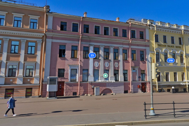 Дом князя Алексея Черкасского на Университетской набережной, 23, объект культурного наследия с 2001 года.