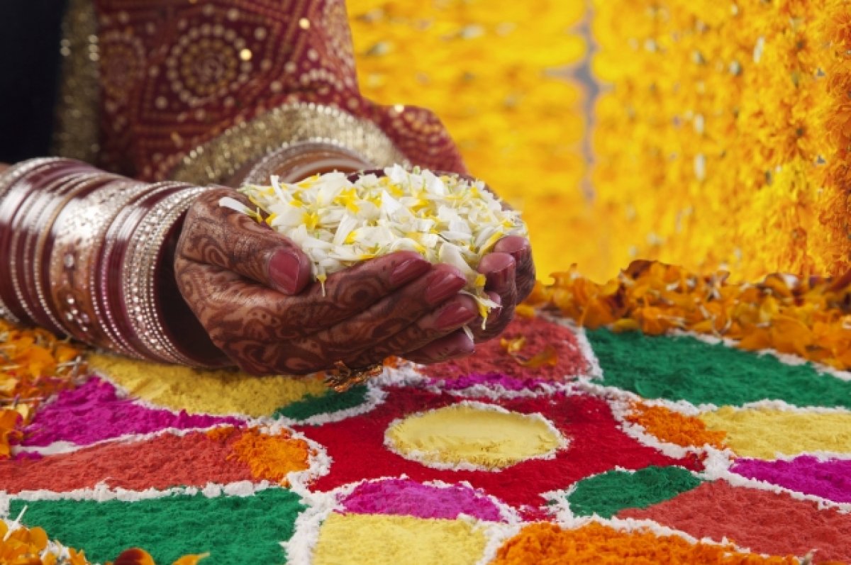 В Индии начали арестовывать мужчин за женитьбу на несовершеннолетних