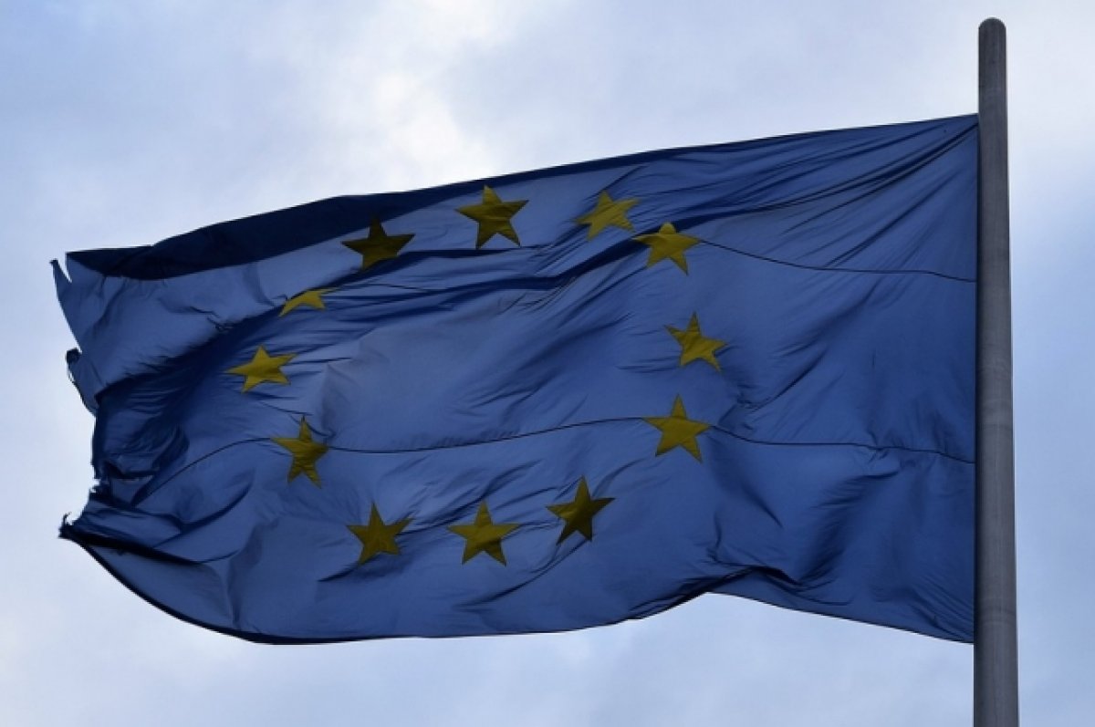 Евросоюз утвердил решение о введении потолка цен на нефтепродукты из РФ