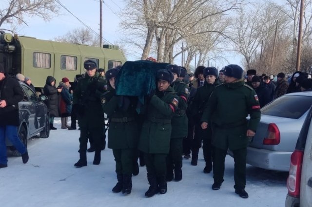 Два бойца из Адамовского района погибли в СВО